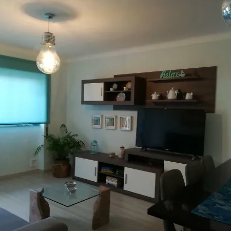 Casas Da Roseira 2+1 Famalicao ナザレ